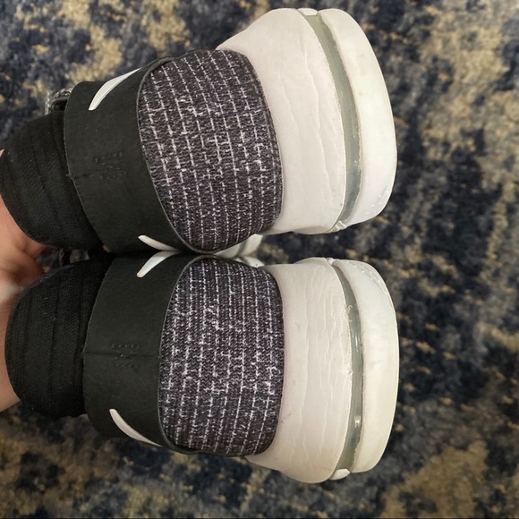 KD sneakers - Picture 2 of 6